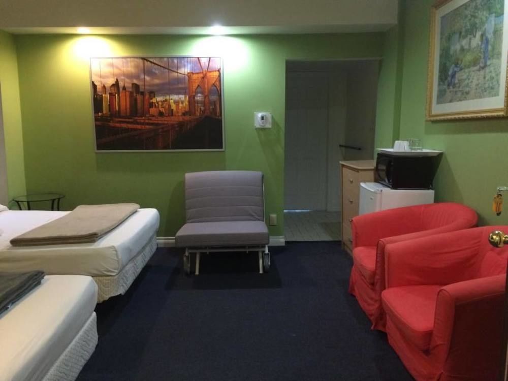 Adas Guesthouse Toronto Ngoại thất bức ảnh