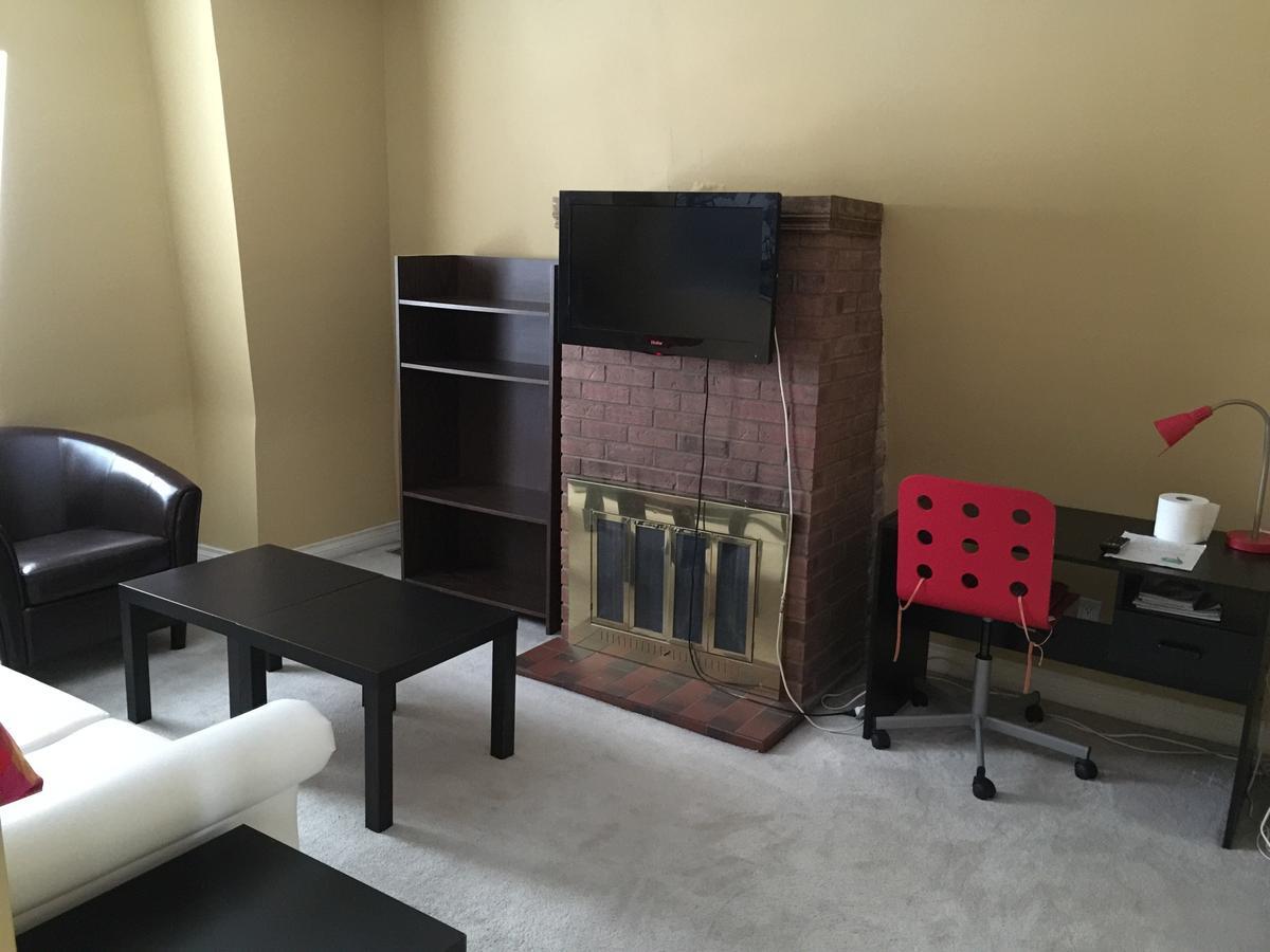 Adas Guesthouse Toronto Phòng bức ảnh