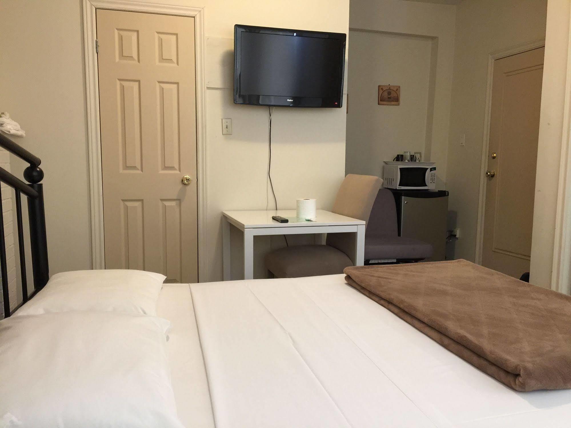 Adas Guesthouse Toronto Ngoại thất bức ảnh